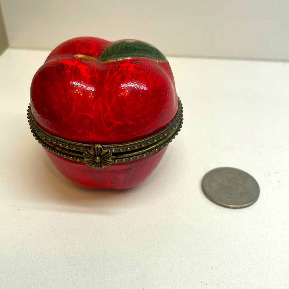 Apple trinket box